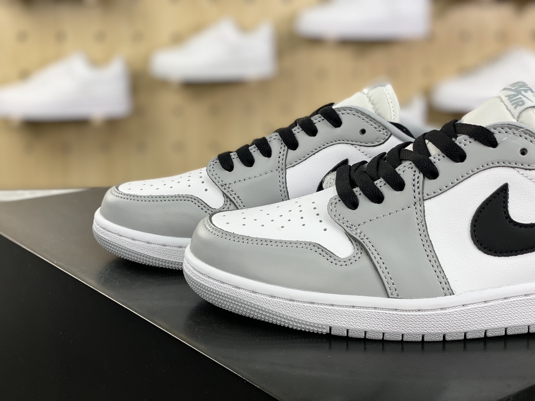 320 耐克Nike Air Jordan 1 Retro Low OG"Barons"AJ1乔丹一代低帮篮球鞋“OG烟灰白黑钩子”CZ0790-110