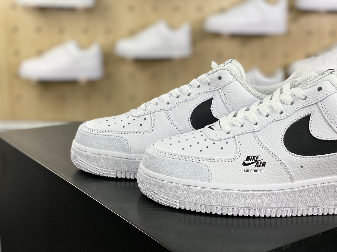 200 Nike Air Force 1 ′07 Low Premium"Cut Out/White/black"空军一号板鞋“皮革皮革白3M黑镂空钩子”CV3039-105