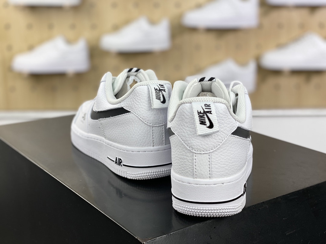 200 Nike Air Force 1 ′07 Low Premium"Cut Out/White/black"空军一号板鞋“皮革皮革白3M黑镂空钩子”CV3039-105