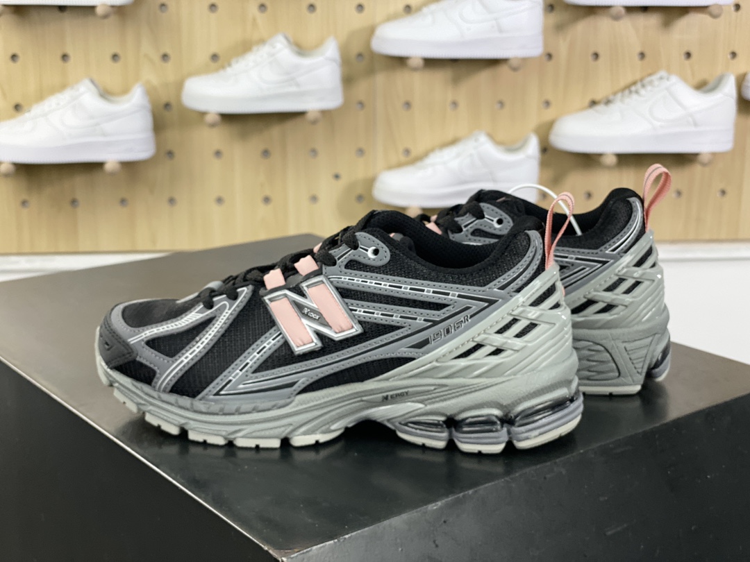 220 NB新百伦New Balance M1906R系列低帮复古老爹慢跑鞋“黑深灰淡粉提环”M1906RHC