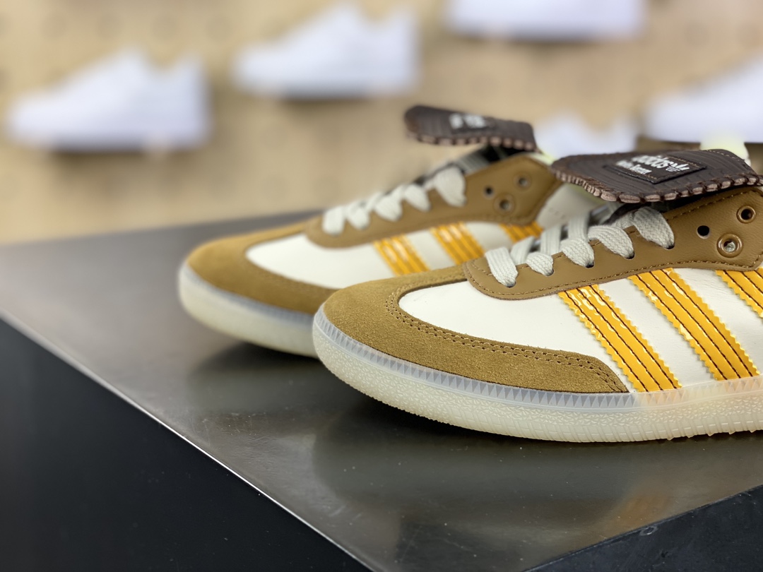 Wales Bonner x Adidas Originals Samba Classic”Light Yellow”桑巴舞板鞋“长鞋舌淡黄棕果冻底”IG5888