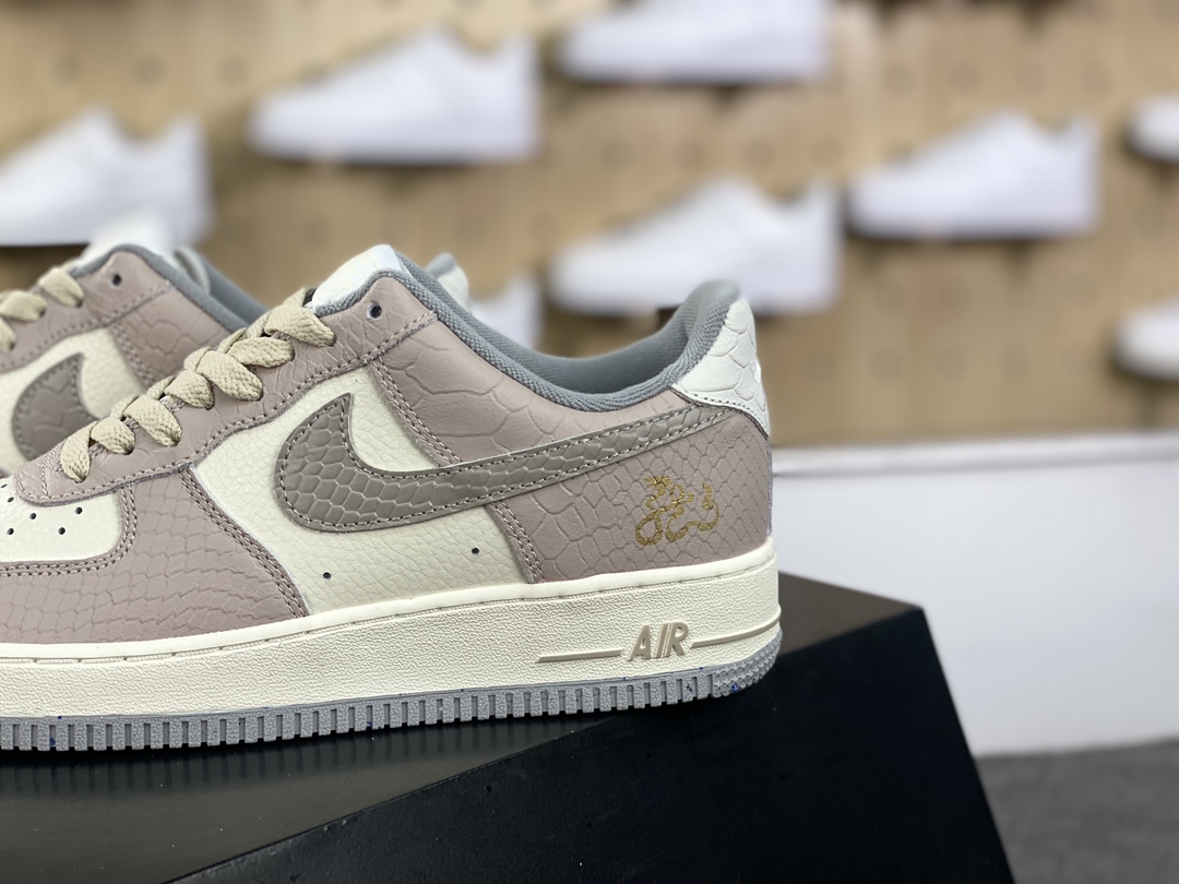 200 耐克Nike Air Force 1'07 Low Retro"Year of the Dragon"空军一号板鞋“皮革米白脏粉龙年祥云”DX2678-100