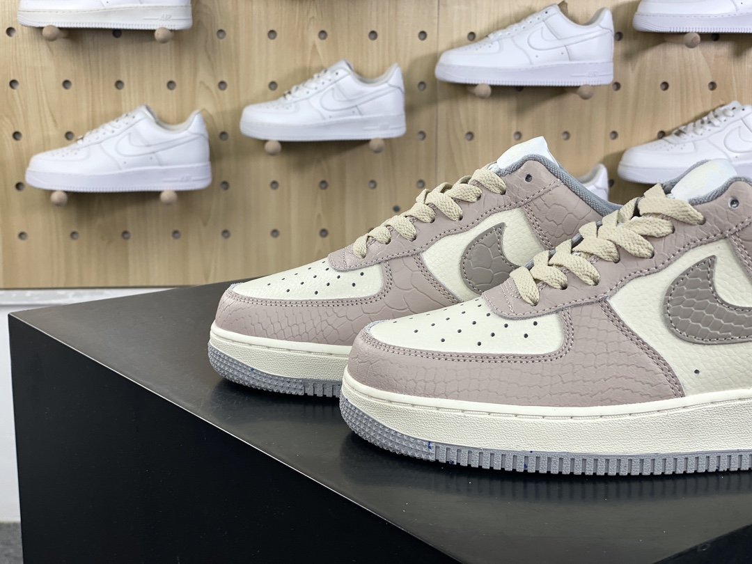 200 耐克Nike Air Force 1'07 Low Retro"Year of the Dragon"空军一号板鞋“皮革米白脏粉龙年祥云”DX2678-100