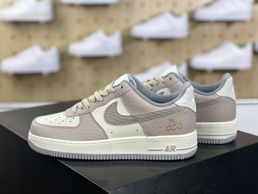 200 耐克Nike Air Force 1'07 Low Retro"Year of the Dragon"空军一号板鞋“皮革米白脏粉龙年祥云”DX2678-100