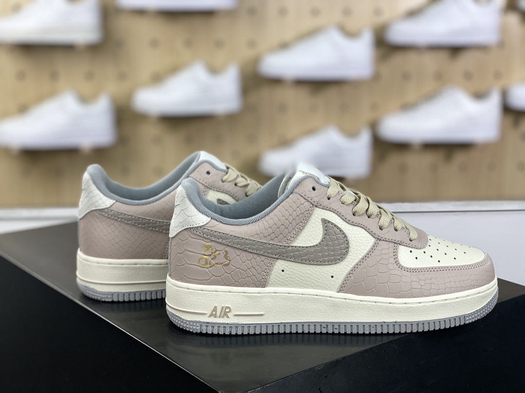 200 耐克Nike Air Force 1'07 Low Retro"Year of the Dragon"空军一号板鞋“皮革米白脏粉龙年祥云”DX2678-100