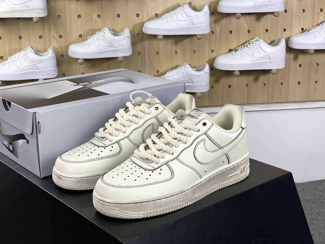 240 耐克Nike By You Air Force 1’07 Low Retro SP空军一号板鞋“米白黑做旧麻绳粗鞋带”315122-333