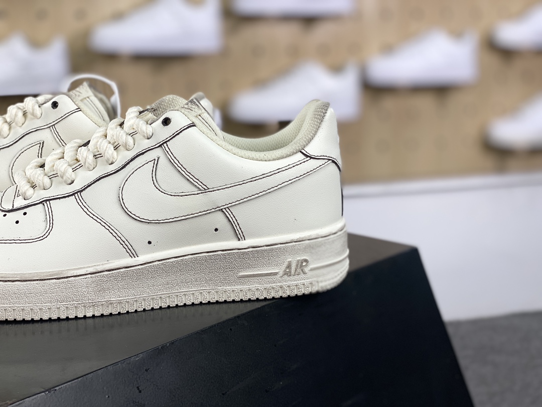 240 耐克Nike By You Air Force 1'07 Low Retro SP空军一号板鞋“米白黑做旧麻绳粗鞋带”315122-333