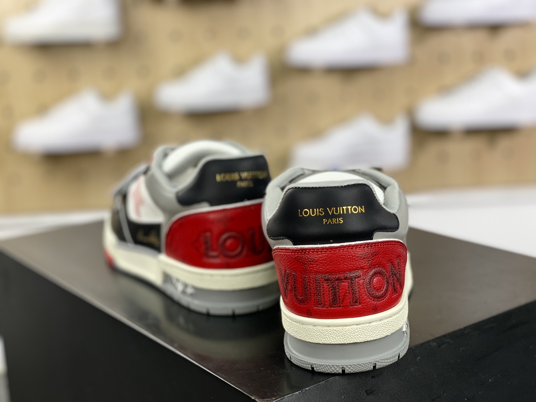 380 Louis Vuitton Trainer Sneaker Low 运动系列低帮复古百搭休闲运动文化篮球板鞋