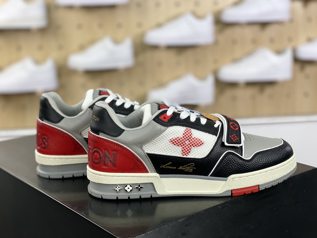 380 Louis Vuitton Trainer Sneaker Low 运动系列低帮复古百搭休闲运动文化篮球板鞋