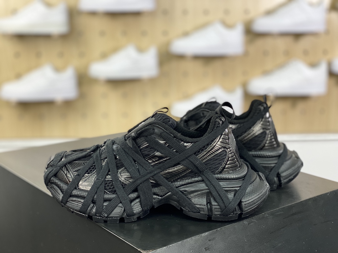 500 巴黎世家BALENCIAGA 3XL Extreme Lace Sneakers 3+系列低帮慢跑鞋“网织全黑绑绳木乃伊”778697 W3XLL 0125