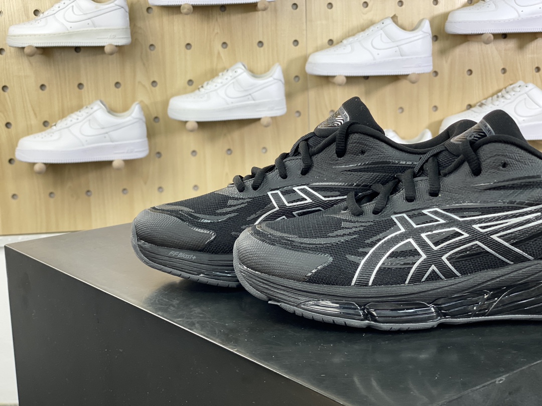 260 亚瑟士/ASICS Gel-Quantum 360 VIII"Black"量子动能跑步鞋“武士黑白LOGO”1203A305-001