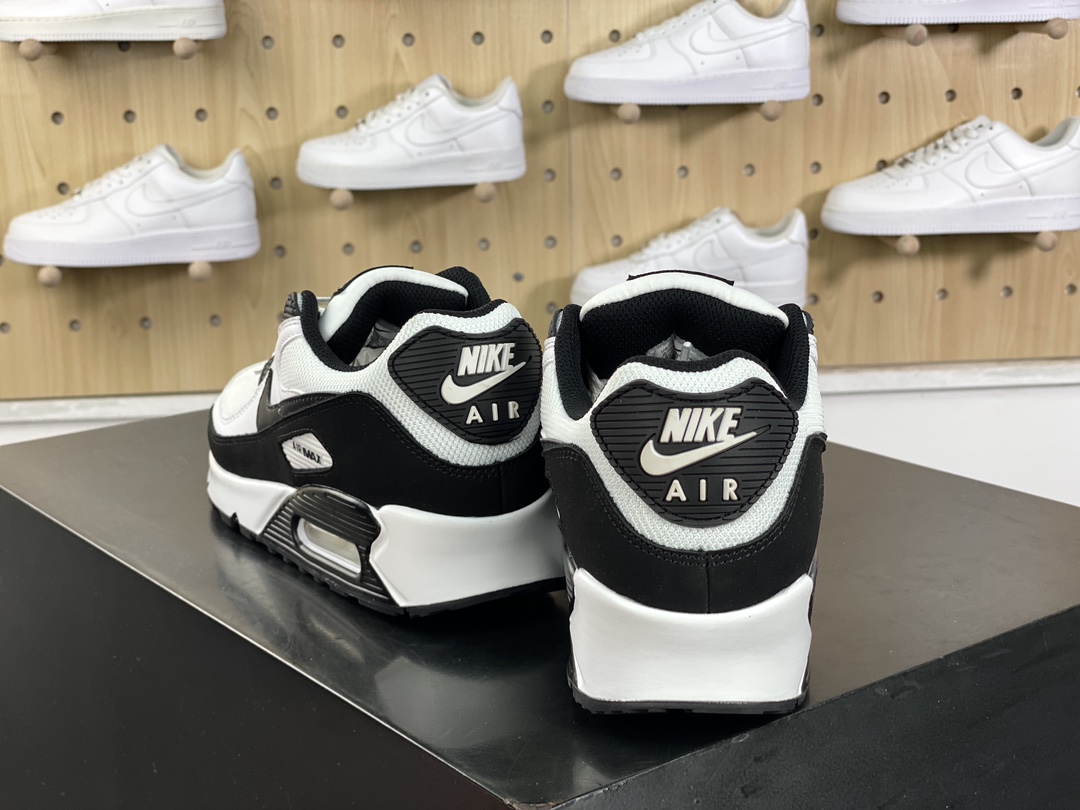 200 耐克Nike Air Max 90"Panda White Black"系列低帮复古慢跑鞋“白黑熊猫”CN8490-101