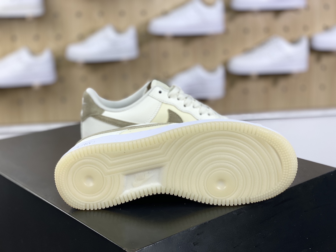 200 Nike Air Force 1 '07 Low"SKhaki Coconut Milk"空军一号板鞋“皮革椰奶白黄卡其钩子”FN5832-101