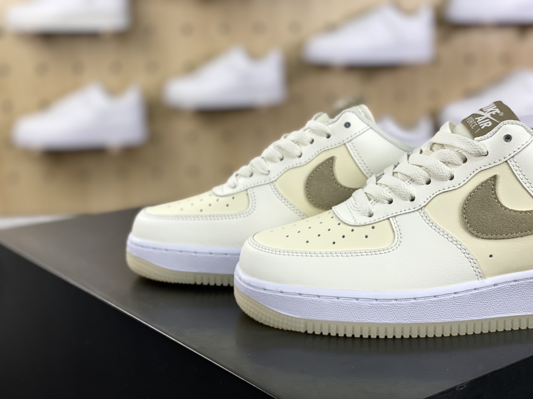 200 Nike Air Force 1 '07 Low"SKhaki Coconut Milk"空军一号板鞋“皮革椰奶白黄卡其钩子”FN5832-101