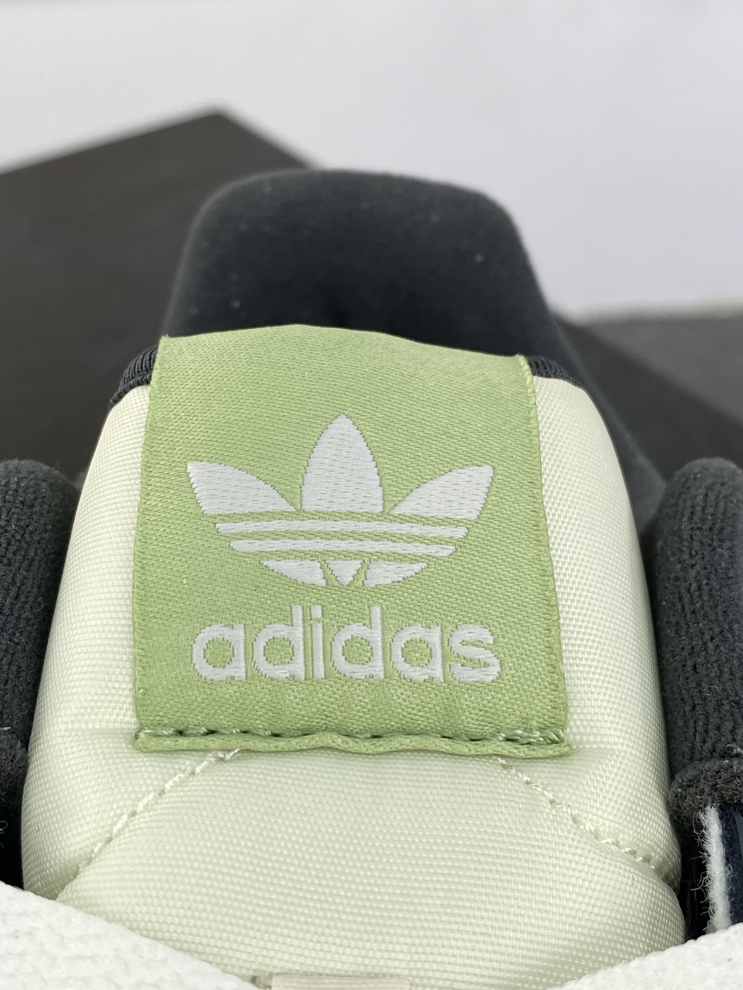 240 三叶草Adidas Originals Forum Low CL 罗马系列低帮板鞋“米白绿灰藏蓝”ID6263