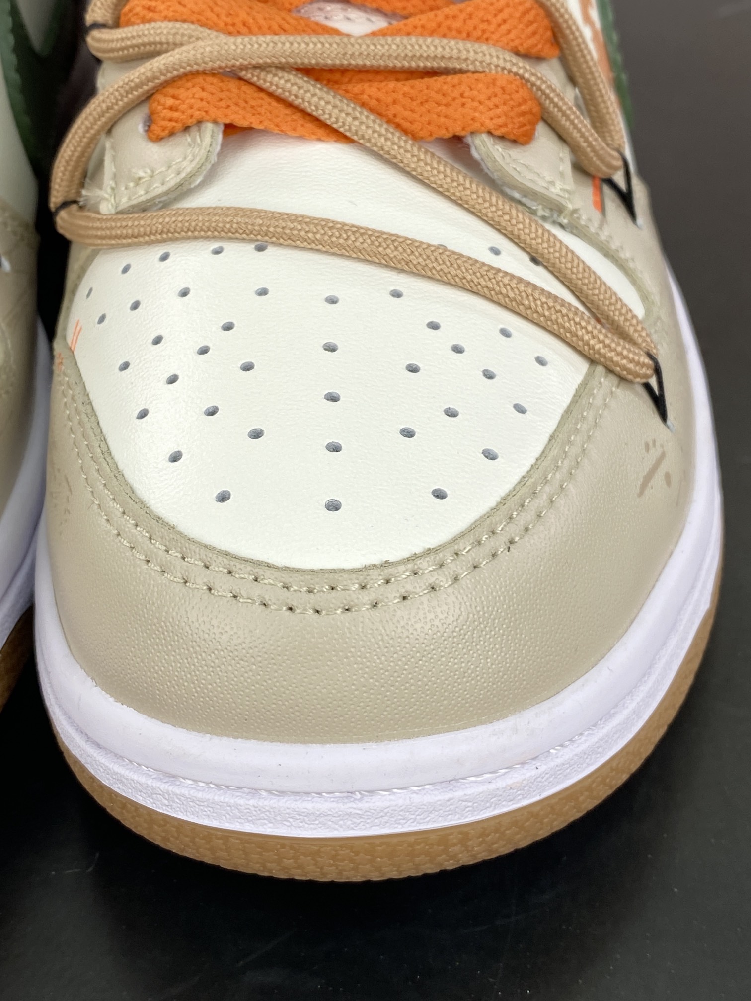 200 耐克Nike SB Dunk Low Lot"Summer of the Fox"扣篮系列低帮板鞋“米棕狐狸的夏天绑绳”FD9922-151