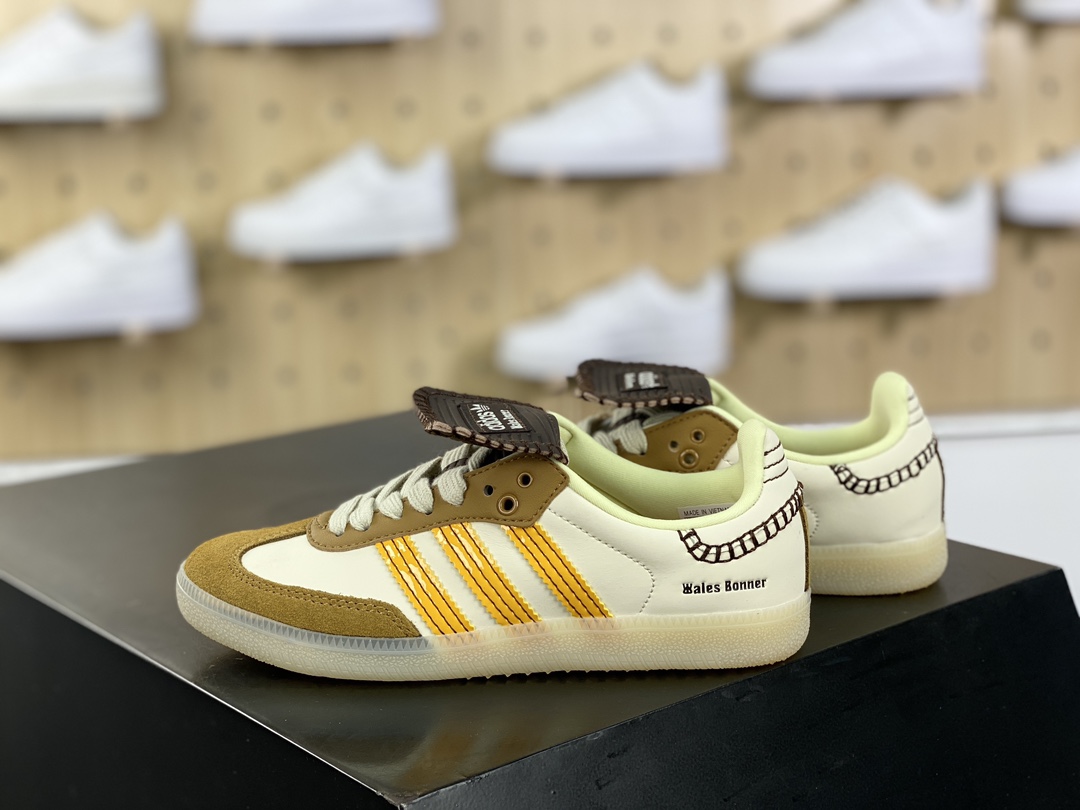 200 Wales Bonner x Adidas Originals Samba Classic"Light Yellow"桑巴舞板鞋“长鞋舌淡黄棕果冻底”IG5888