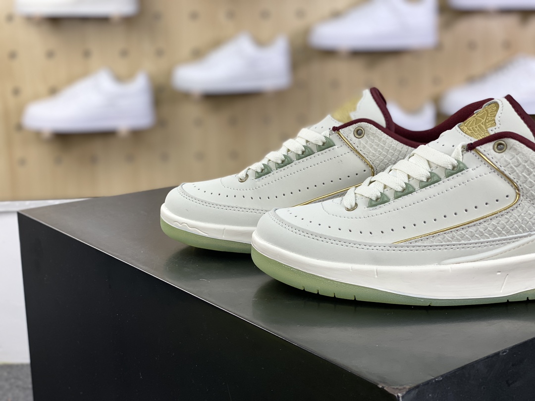 240 耐克Nike Air Jordan 2 Low Retro"Year of the Dragon"迈克尔篮球鞋“白绿红龙年”FJ3468-100