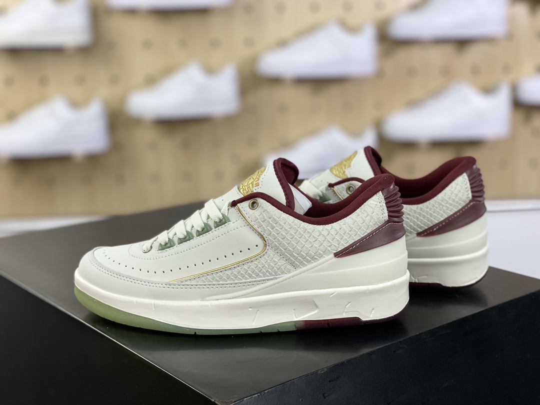 240 耐克Nike Air Jordan 2 Low Retro"Year of the Dragon"迈克尔篮球鞋“白绿红龙年”FJ3468-100