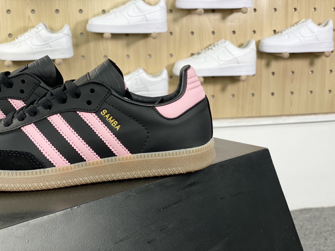 140 Lionel Messi x adidas Samba"Inter Miami CF/Black Pink"桑巴舞板鞋“联名迈阿密黑粉”IH8157