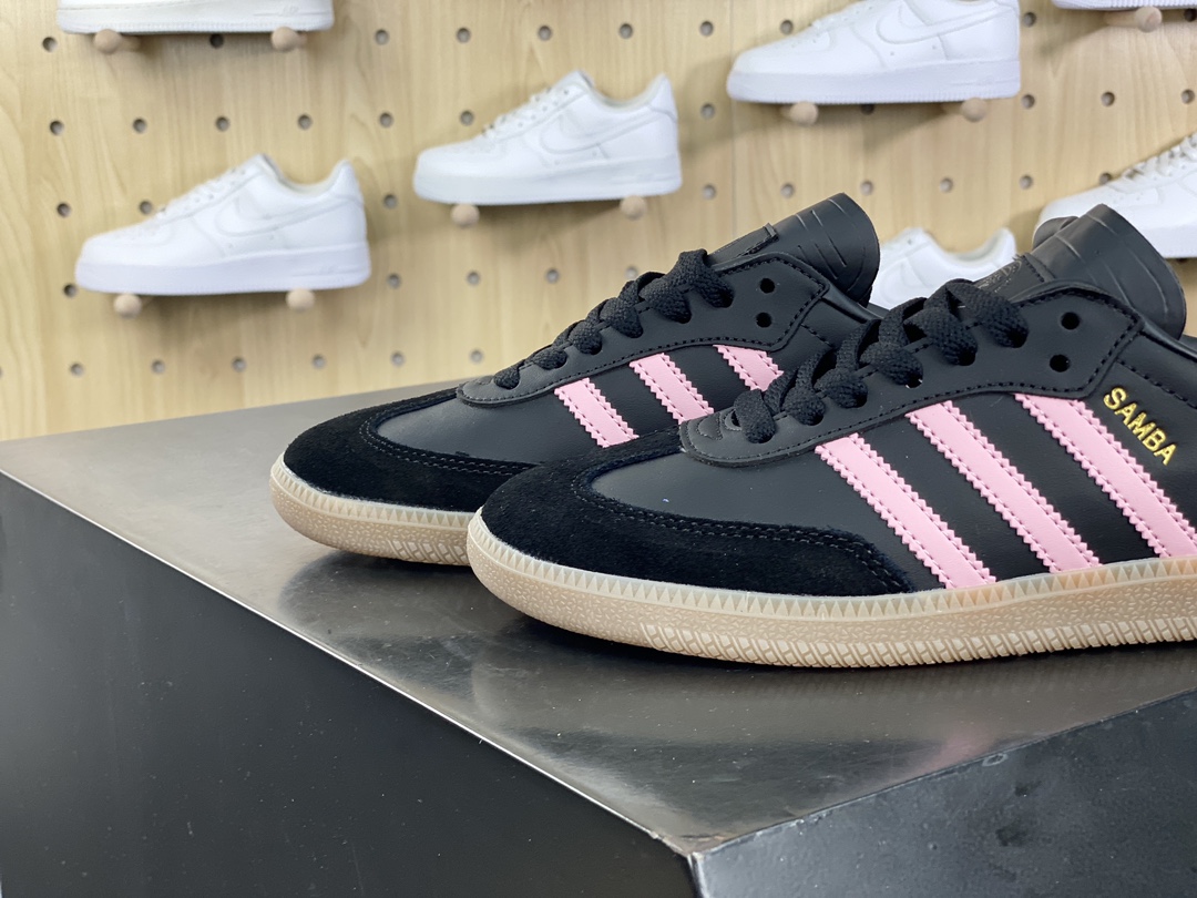 140 Lionel Messi x adidas Samba"Inter Miami CF/Black Pink"桑巴舞板鞋“联名迈阿密黑粉”IH8157