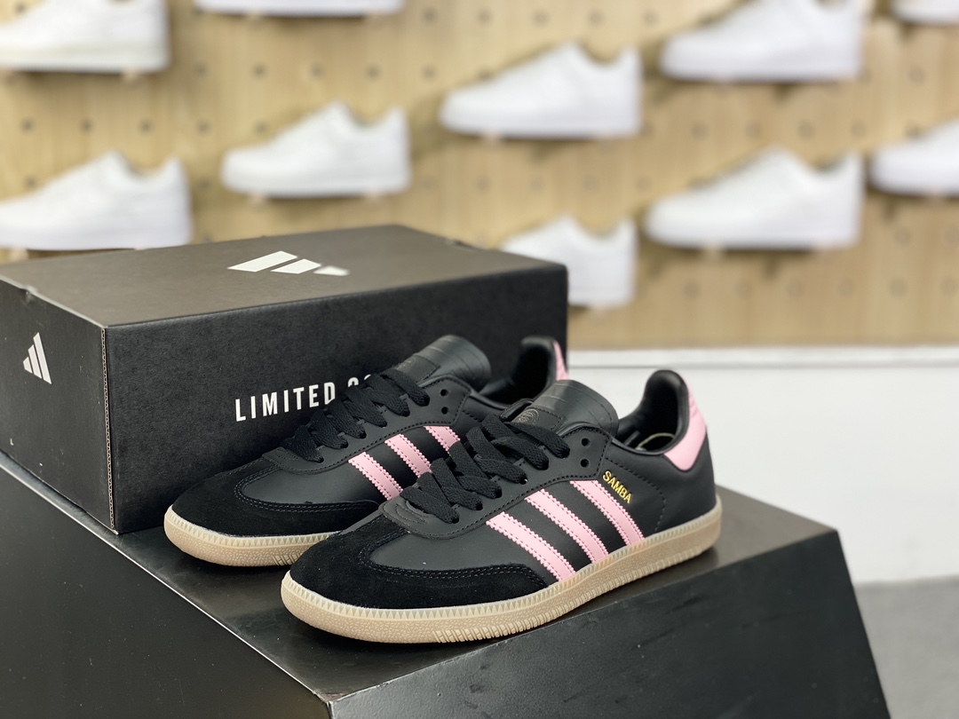 140 Lionel Messi x adidas Samba”Inter Miami CF/Black Pink”桑巴舞板鞋“联名迈阿密黑粉”IH8157