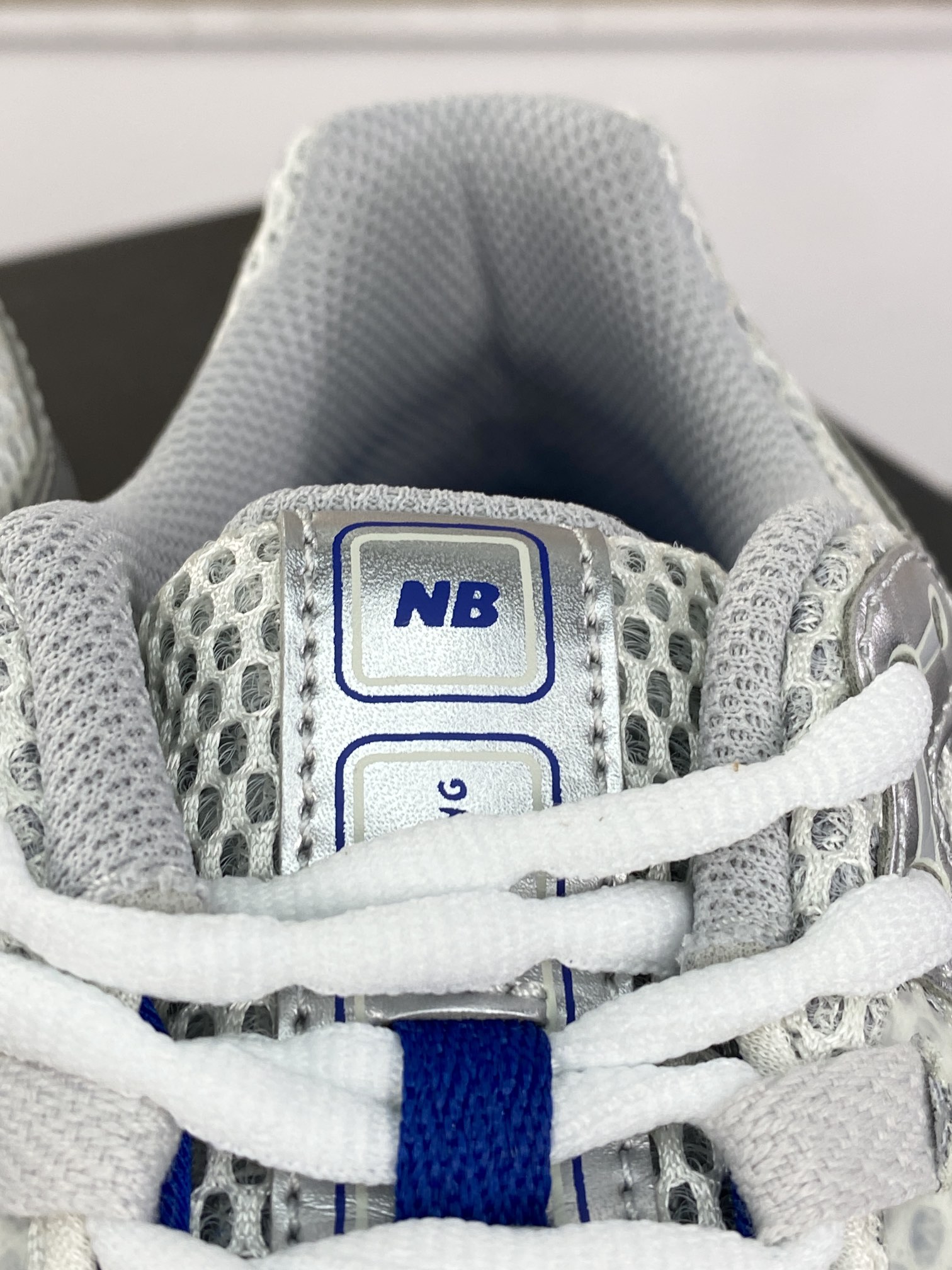 220 NB新百伦New Balance 1906R"Silver Metallic/Blue"系列低帮慢跑鞋“金属银白蓝”M1906RQA