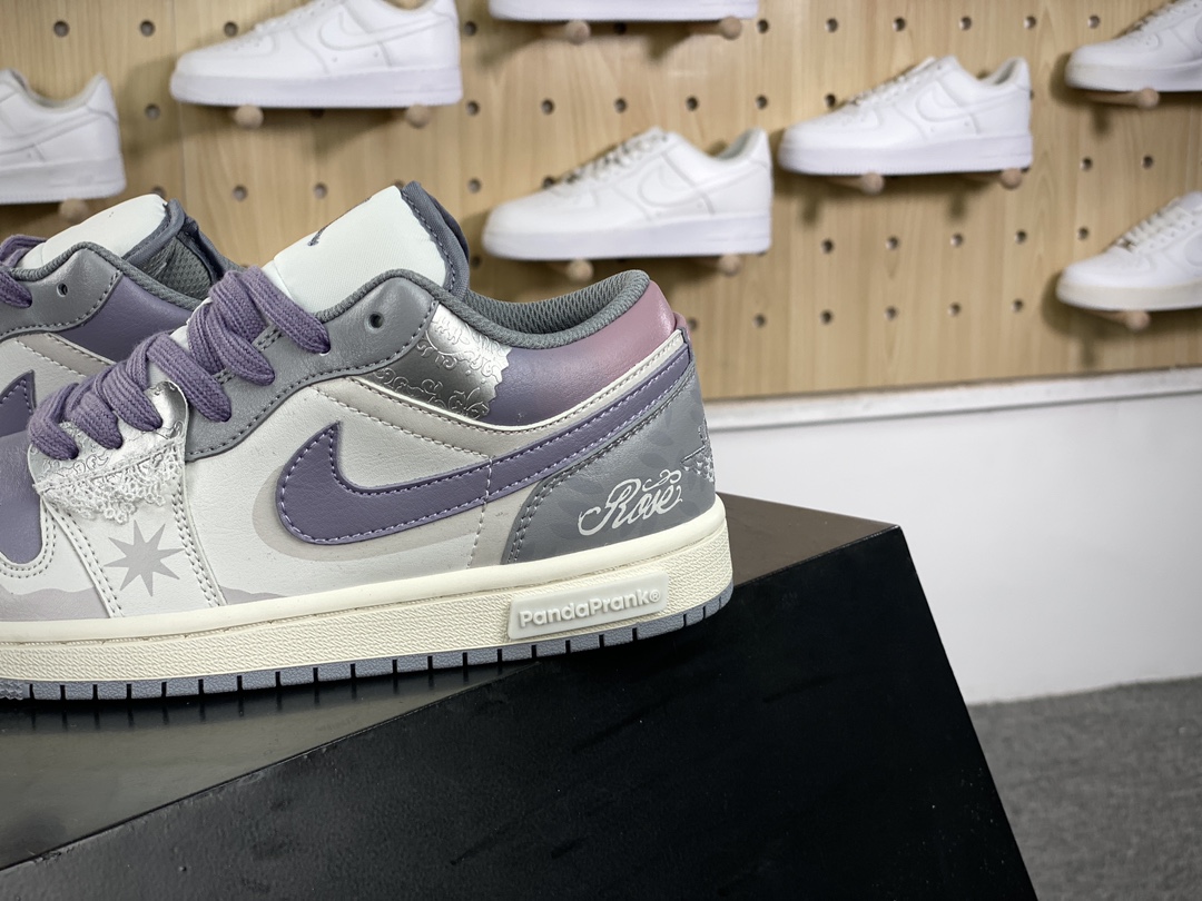 300 耐克Nike Air Jordan 1 Low"Modern Mirror"AJ1乔丹一代篮球鞋“白粉粉紫银摩登薇镜绑绳”553560-053