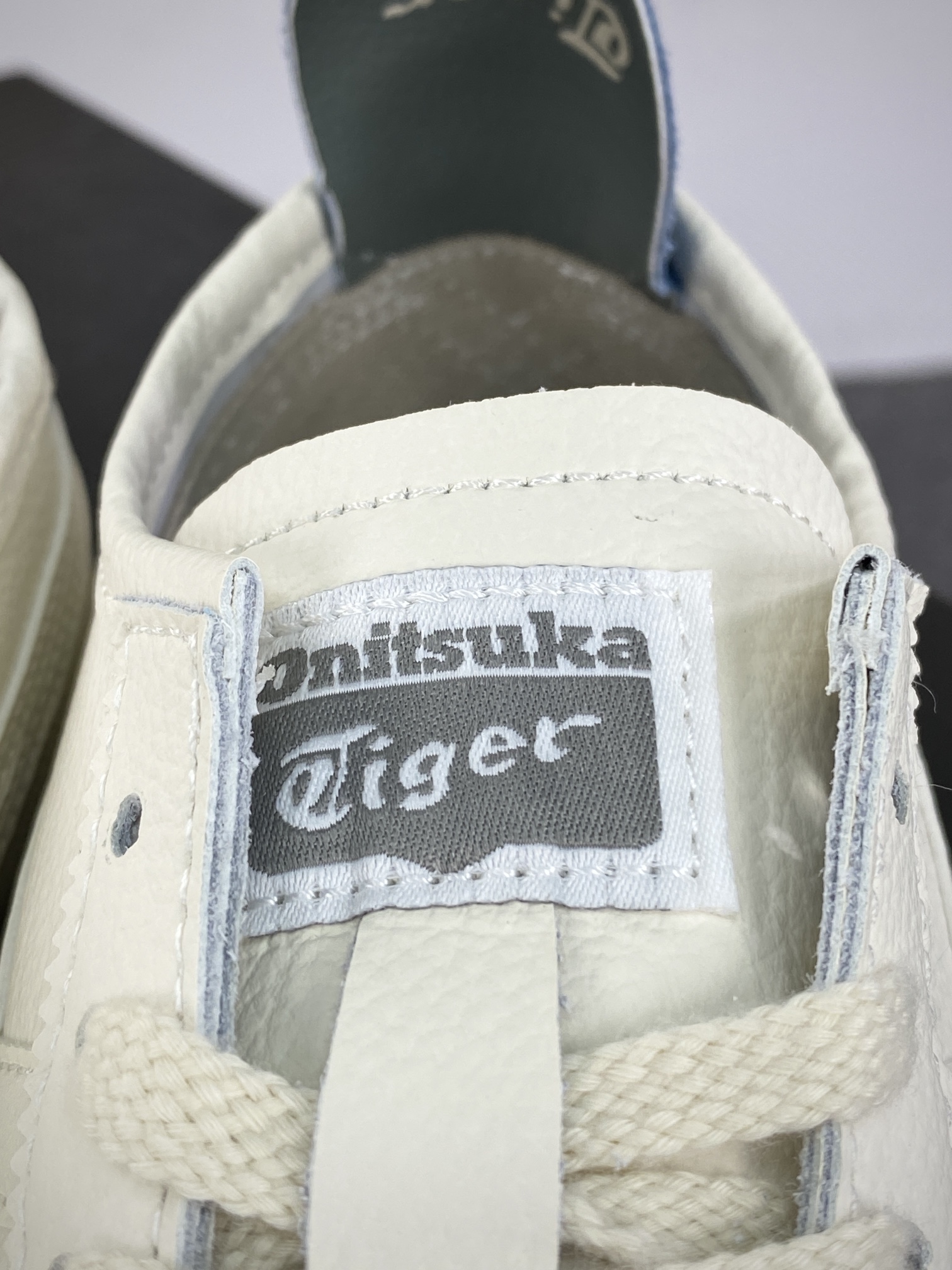 140 鬼塚虎/Onitsuka Tiger Mexico 66经典墨西哥系列低帮慢跑鞋“皮革白浅绿”1183B781-103