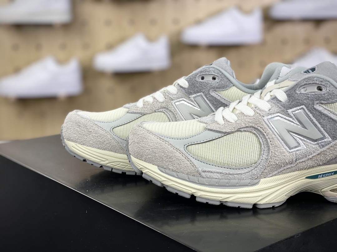 260 NB新百伦New Balance 2002R"Linen with/Slate Grey"系列低帮慢跑鞋“麂皮工装奶油白灰”M2002REK