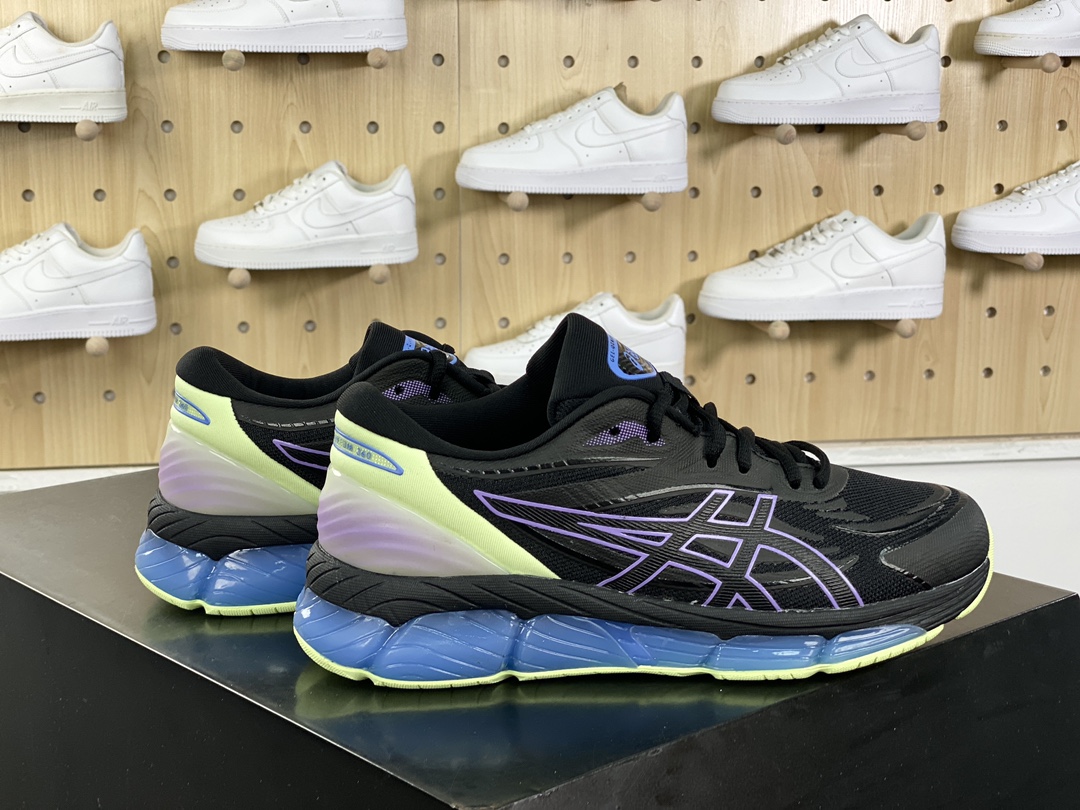 240 亚瑟士/ASICS Gel-Quantum 360 VIII 量子动能360/8代系列低帮跑步鞋“黑紫绿蓝”1203A305-004