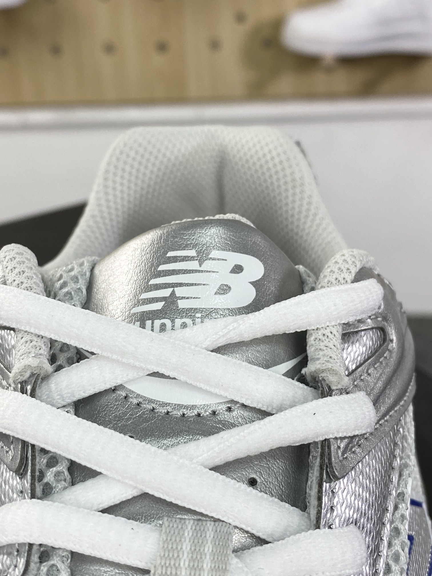 200 新百伦New Balance MR530系列低帮跑步鞋“白银蓝莓优格”MR530BS