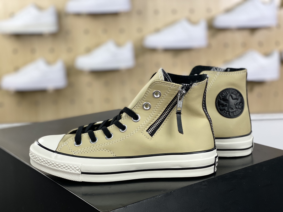 160 匡威Converse Chuck Taylor 1970s Side Zip Hi Leather"Desert Ore Black/Egret"高帮板鞋“皮革沙漠黄黑侧拉链”166722C