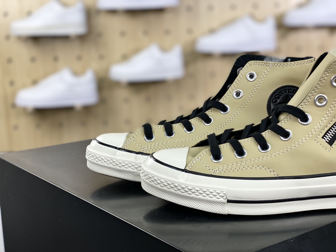 160 匡威Converse Chuck Taylor 1970s Side Zip Hi Leather"Desert Ore Black/Egret"高帮板鞋“皮革沙漠黄黑侧拉链”166722C