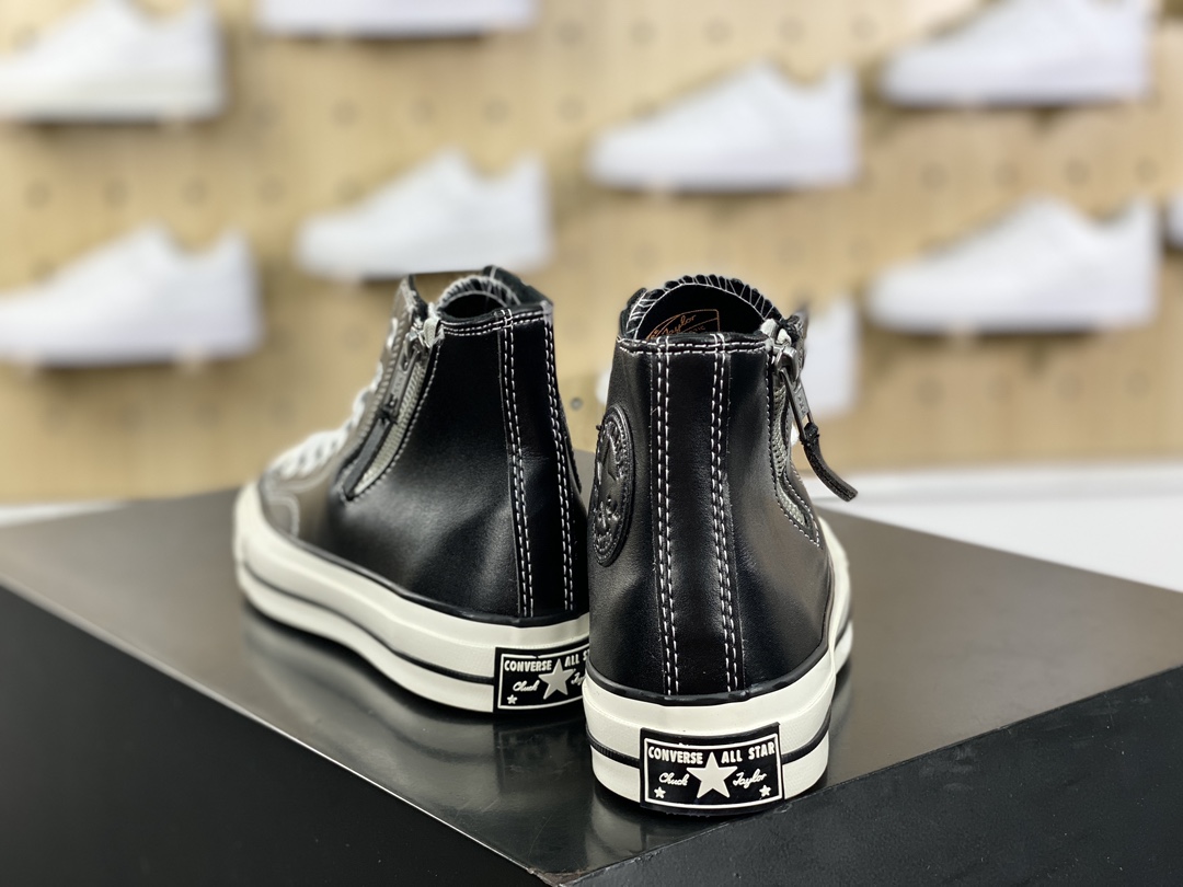 160 匡威Converse Chuck Taylor 1970s Side Zip Hi Leather"Black/Egret"高帮休闲运动硫化板鞋“皮革黑白侧拉链”166721C