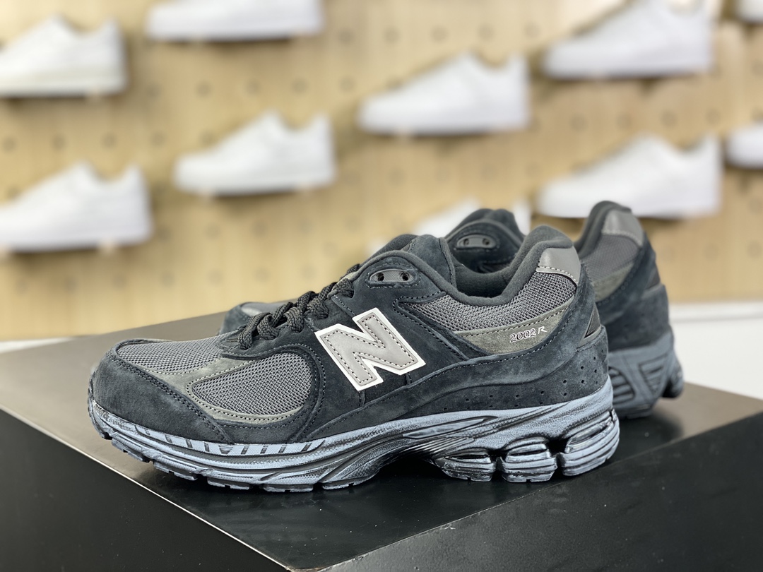 260 新百伦New Balance 2002R系列低帮复古老爹慢跑鞋“麂皮煤黑灰做旧”M2002RBV