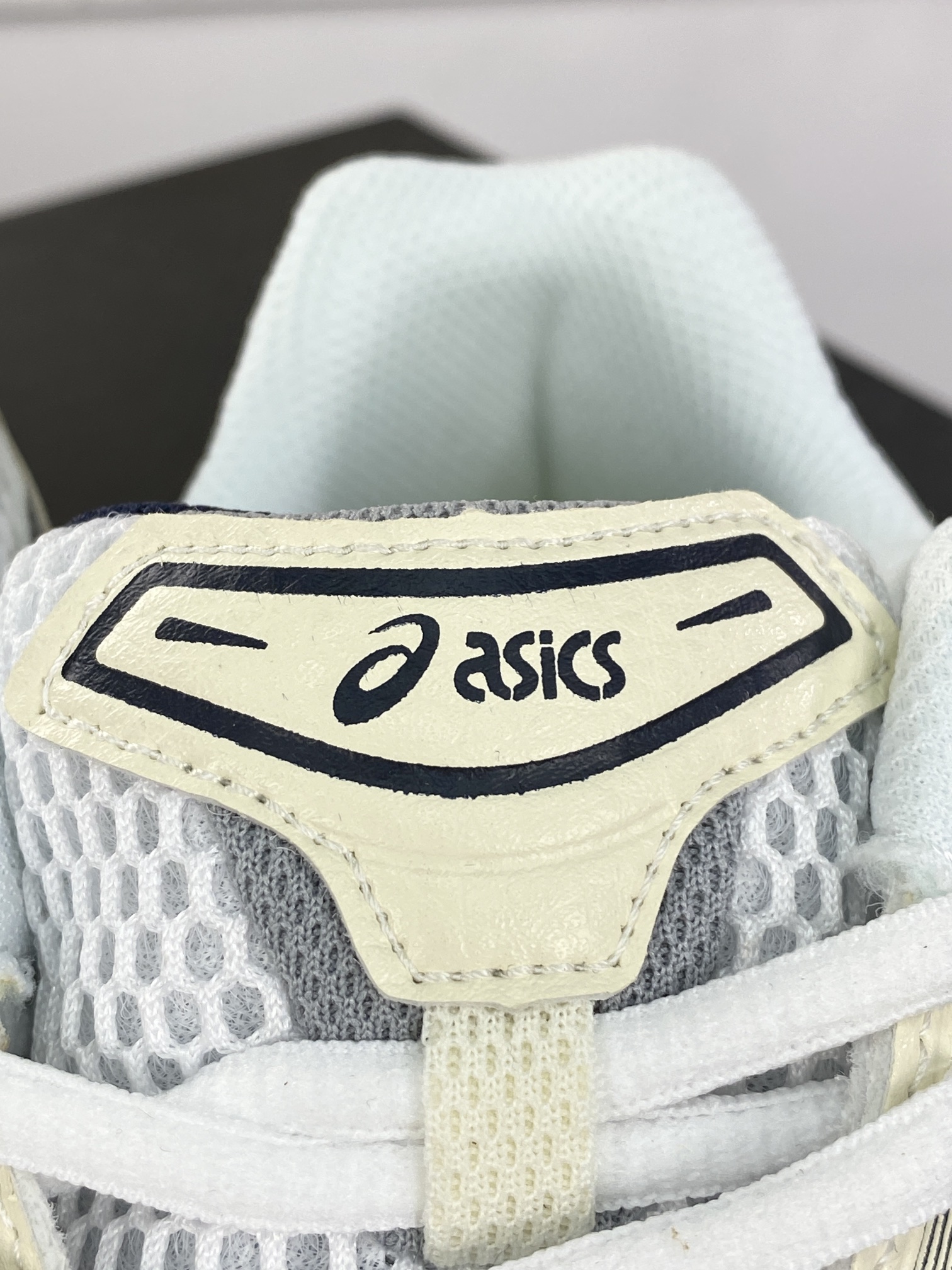 220 亚瑟士/ASICS Gel Kayano 14"Beige Sliver/Grey"卡亚诺14代系列跑步鞋