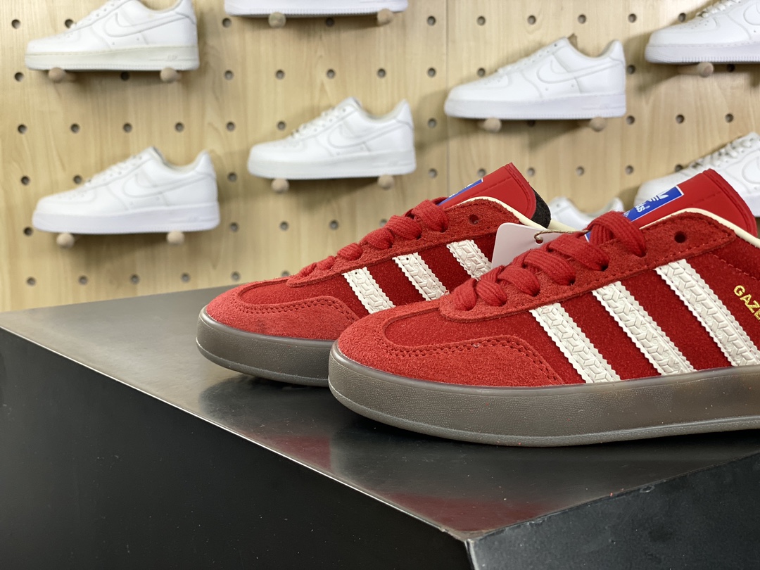 140 阿迪达斯Adidas Gazelle Indoor Trainers 羚羊内训系板鞋“翻毛红白生胶底”IF1808