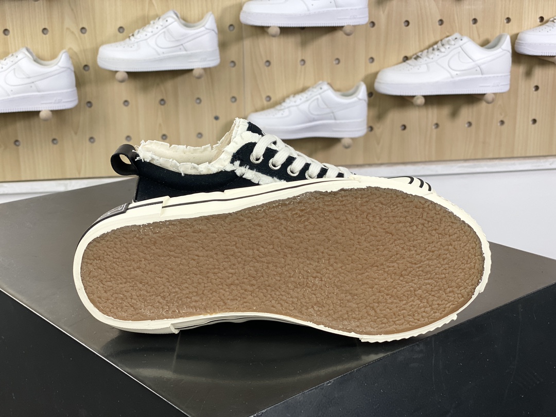 Vessel Tiramisu Lows Tiramisu series deconstructed overlapping thick-soled cork low-top sneakers ”Canvas black and white tassel raw rubber” S23X24B