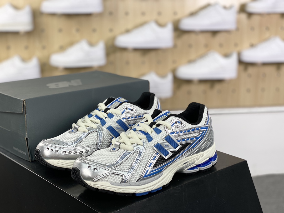 240 NB新百伦New Balance M1906R”Silver Metallic”系列低帮慢跑鞋“金属银灰蓝”M1906REB