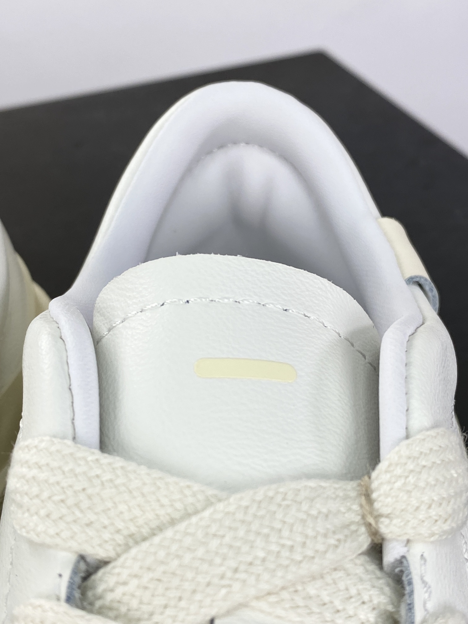 Adidas Labcourt Low Lab court series sneakers ”leather beige white gold” IF1709