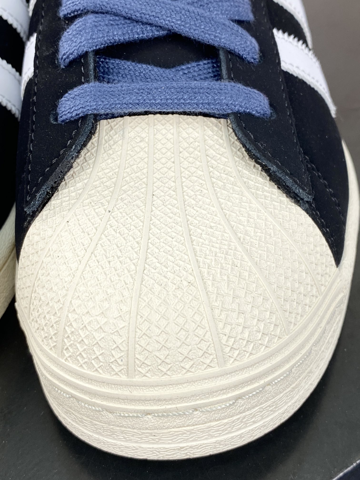 Adidas Originals Superstar 80s ”White Dark Green” classic sneakers ”Frosted Black and White Night Blue” B25961