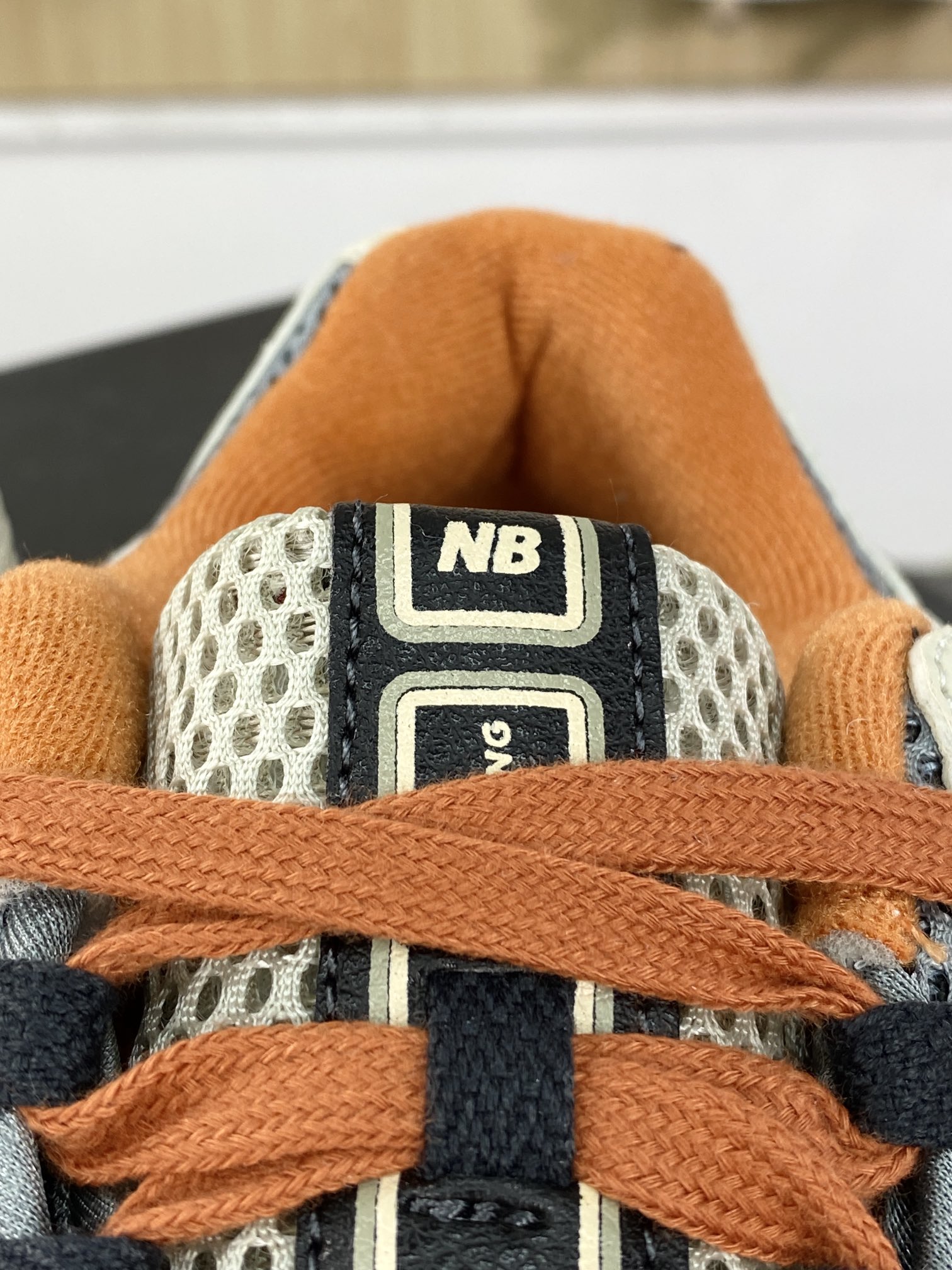 180 新百伦New Balance M1906R”Blacktop Mindful Grey”系列慢跑鞋“联名米棕灰蓝橙”M1906RSA