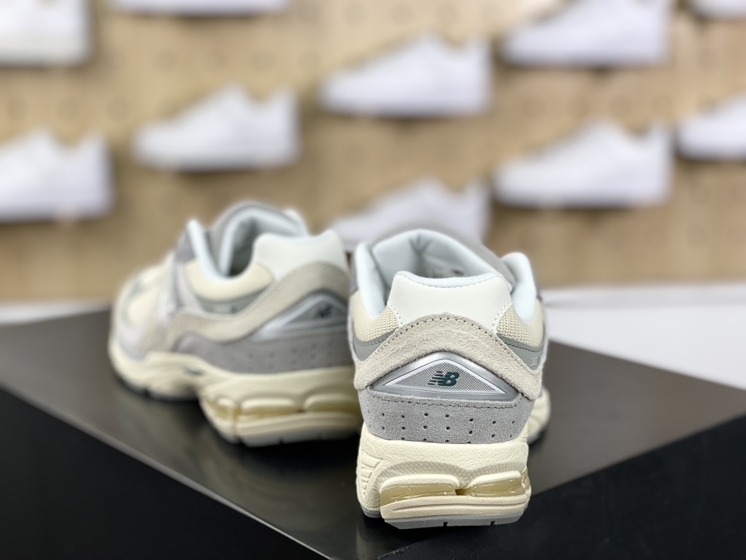 200 NB新百伦New Balance 2002R”Linen With/Slate Grey”系列低帮慢跑鞋“麂皮工装奶油白灰”M2002REK