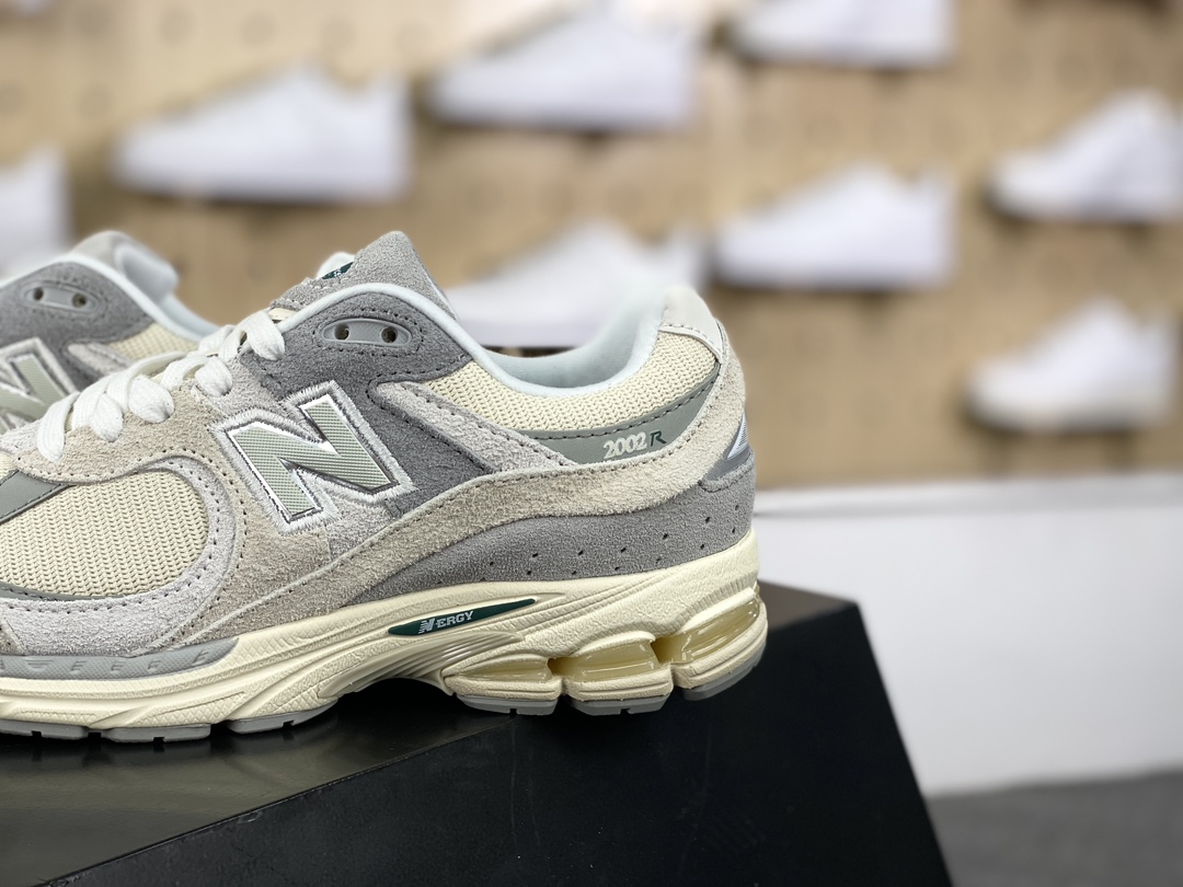 200 NB新百伦New Balance 2002R”Linen With/Slate Grey”系列低帮慢跑鞋“麂皮工装奶油白灰”M2002REK