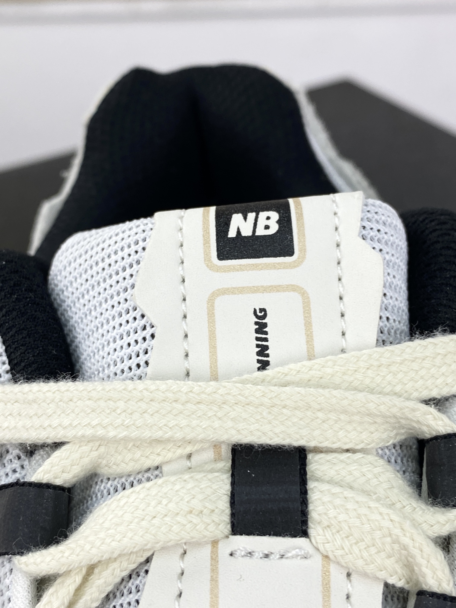 180 NB新百伦New Balance M1906Dv2”Protection Pack”系列慢跑鞋“解构翻毛浅灰黑金”M1906DC