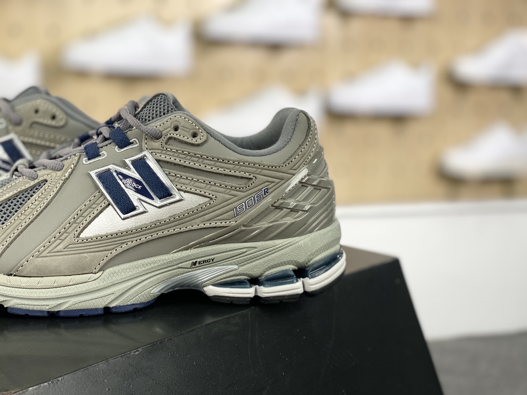 180 NB新百伦New Balance M1906R系列复古慢跑鞋“磨砂元祖深灰暗蓝”M1906RB