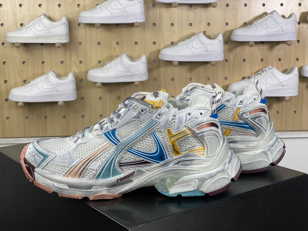 500 巴黎世家BALENCIAGA Runner Sneaker"White/Blue/Peach"2.0慢跑慢跑鞋“2.0解构破坏黑钱了桃粉紫”772774 W3RMU 9754