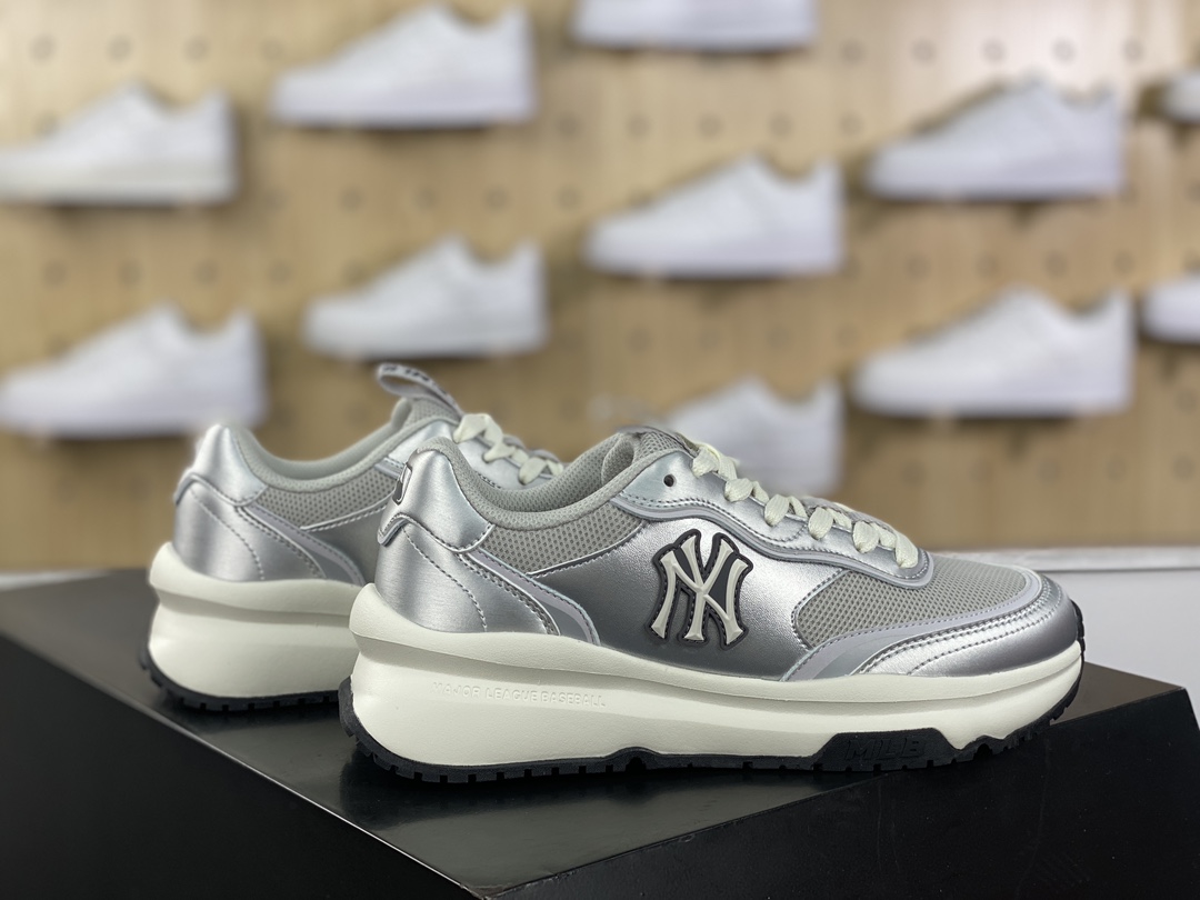 200 New York Yankees x MLB Chunky Runner Liner Lace 莱纳慢跑鞋“太空银黑NY小标”3ASHCRL3N-GP003