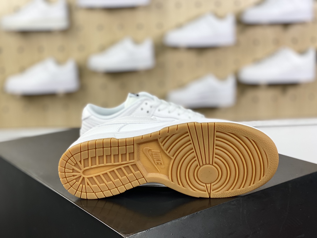 200 耐克Nike SB Dunk Low"White/Gum"扣篮系列低帮休闲板鞋“皮革白生胶底”311369-100